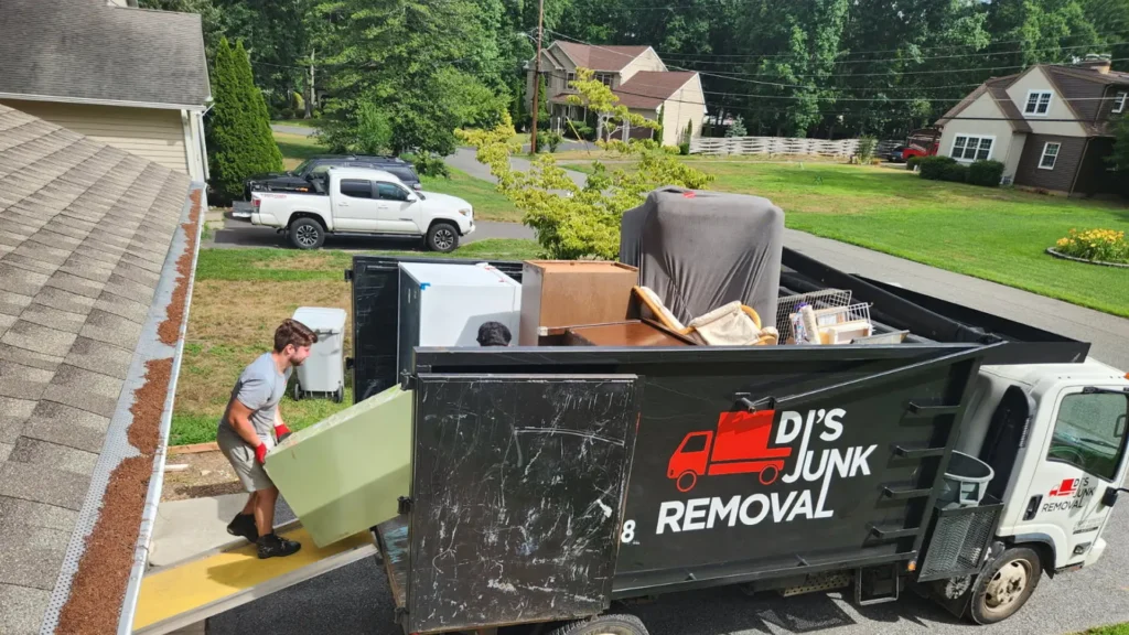 junk removal - residential